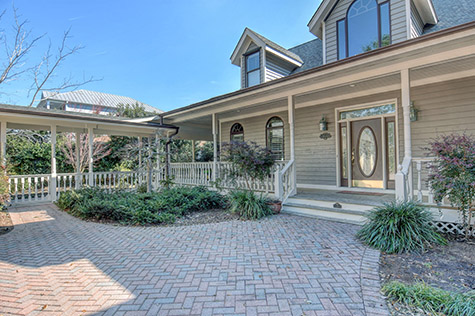 Waterfront Home For Sale 3