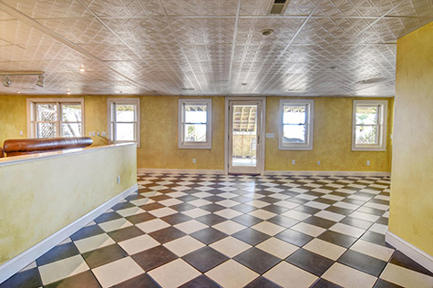 Waterfront Home For Sale 38